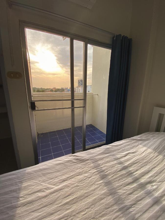 Monta Apartment Bangsaen Eksteriør billede